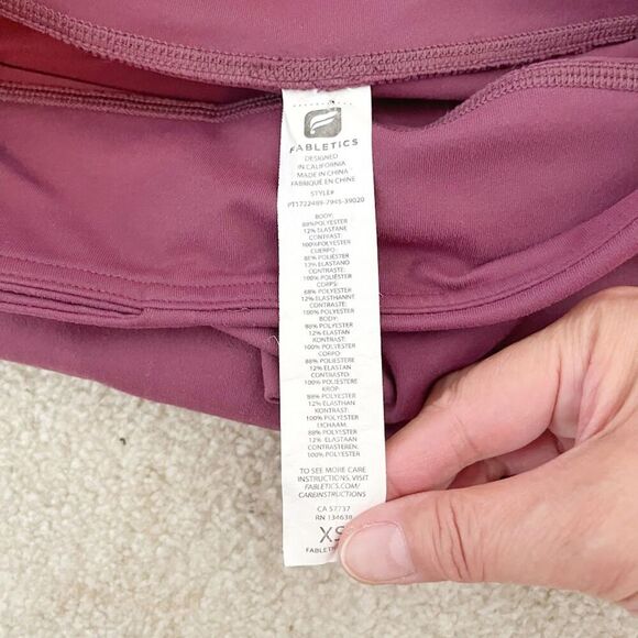 Fabletics Rocio Floral Lace Cutout Mid Rise Full Length Athletic Leggings - Picture 10 of 10